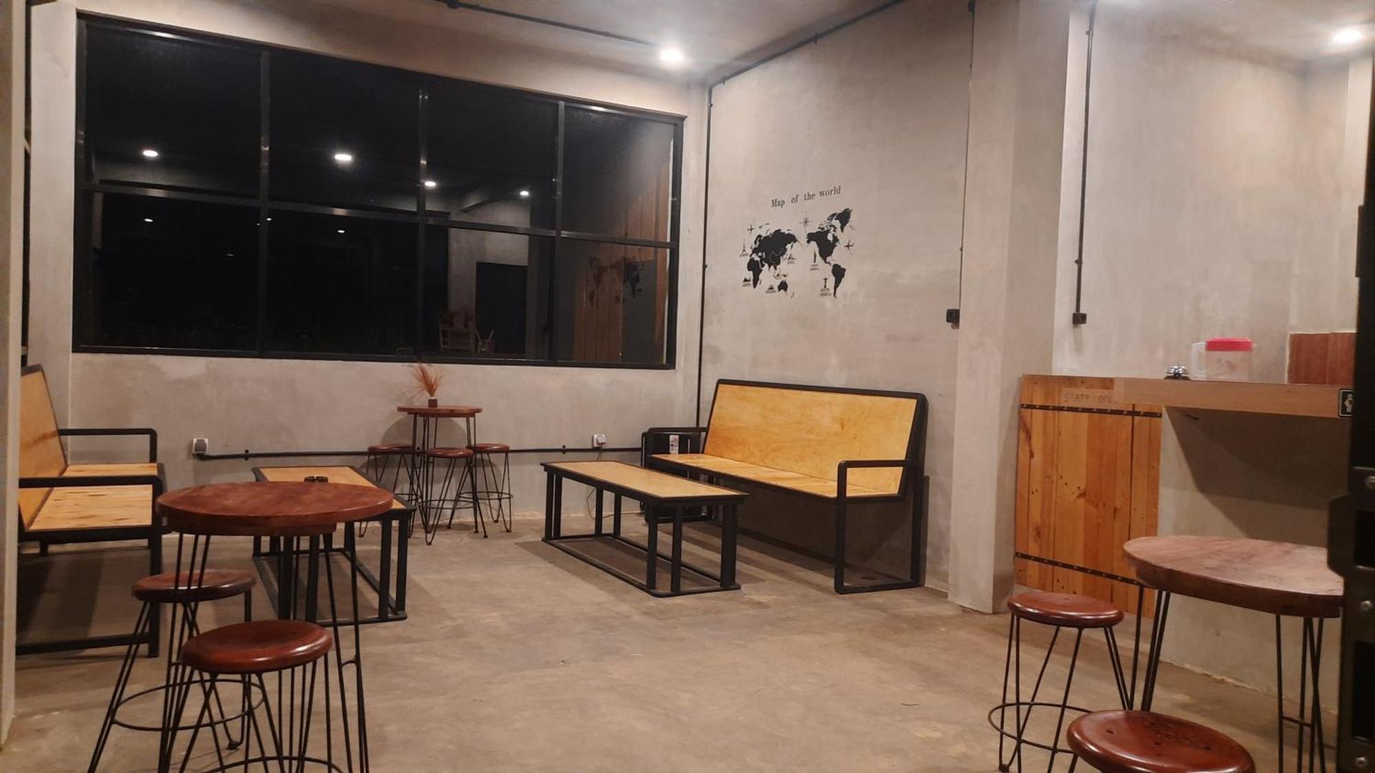 Bromo Dormitory & Cabin Екстер'єр фото