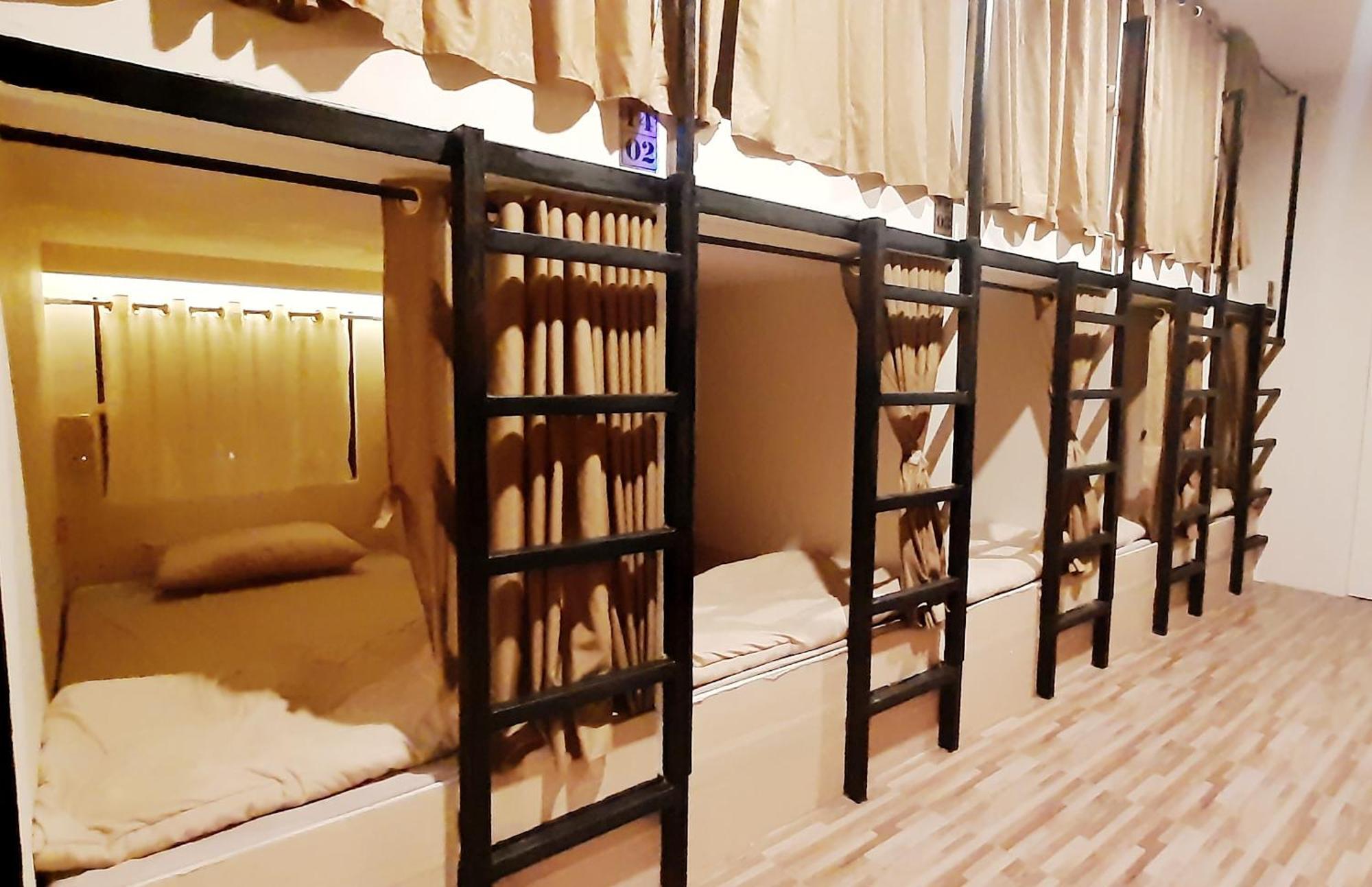 Bromo Dormitory & Cabin Екстер'єр фото